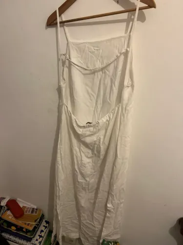Vestido branco usado - Riachuelo