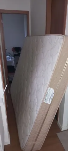 Colchão F.A. Firme tamanho Queen seminovo.