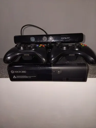 Xbox 360 destravado com Kinect e 100 jogos