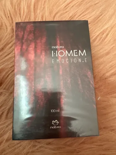 Homen emocion