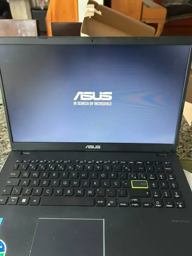 Notebook ASUS Vivobook Go 15 (E510KA) seminovo