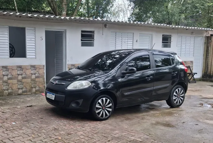 Fiat Palio Attractive 1.0 EVO Fire Flex 8V 5P 2016