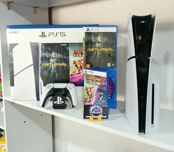 PS5 SLIM 1TB com leitor. Garantia 3 meses aqui na LOJA FABGAMES