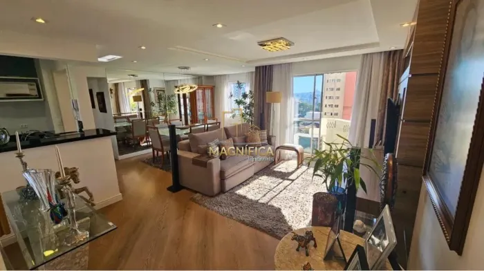 Apartamento à Venda no Cristo Rei | 80 m² Privativos | Face Norte
