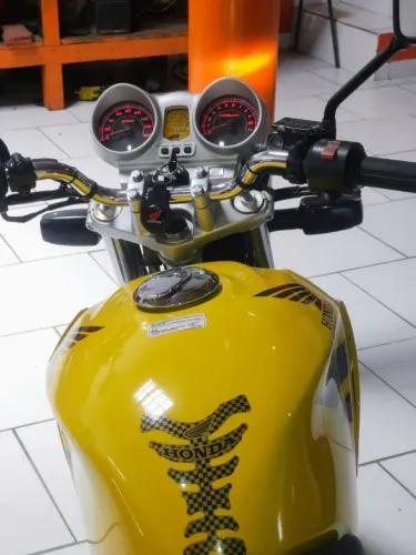 Vendo moto 13.000