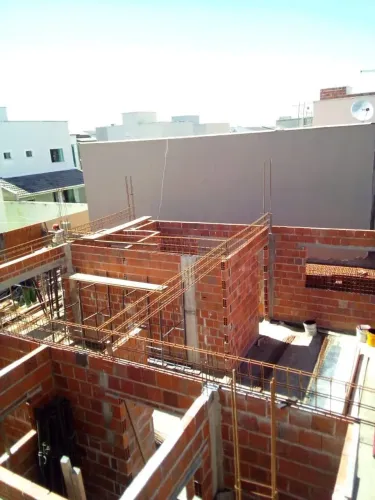 Pedreiro mestre de obra em geral