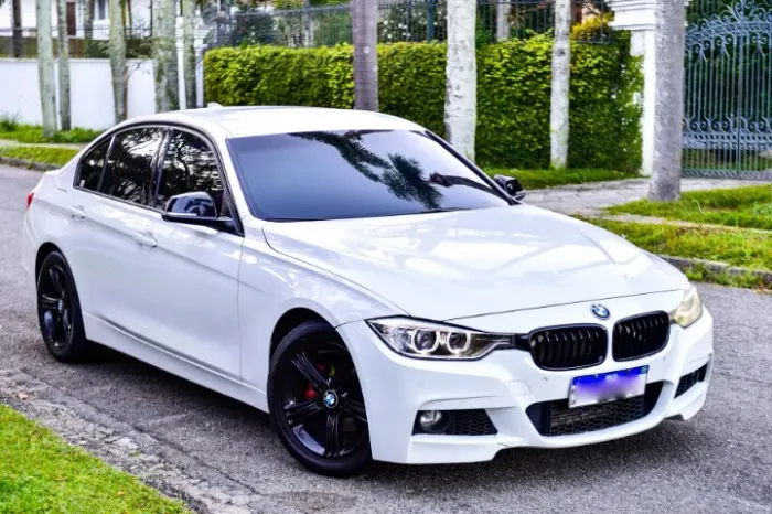 BMW 320I A 2.0 Turbo/activeflex 16V 184cv 4P 2015