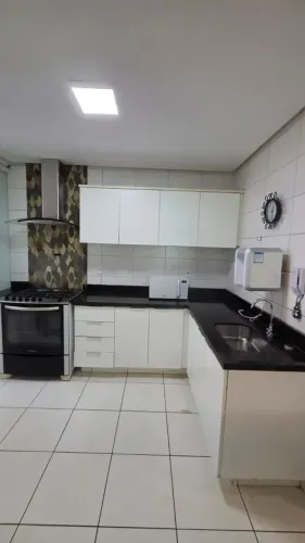 Imóvel para aluguel possui 96 metros quadrados com 3 quartos em Parque Amazônia - Goiânia