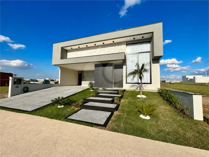 Indaiatuba - Sp - Condominio Maria Candida - R$ 2.250.000,00 - 3 suítes, sendo 1 master co