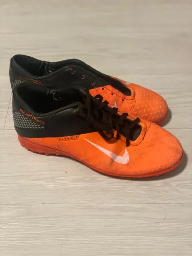 Chuteira Nike Phantom Vision Society Laranja