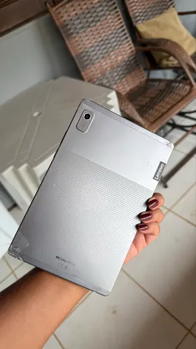 Tablet Lenovo M9 Usado oportunidade preço baixo funcionando perfeitamente