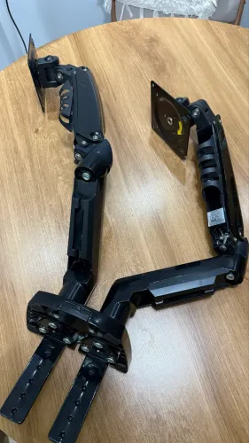 Suporte Articulado Duplo de Mesa para Monitores (Pistão a Gás / Modelo ELG F160N) - Usado