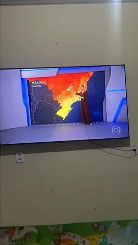 TV TCL 65 POLEGADAS, POUCO TEMPO DE USO.