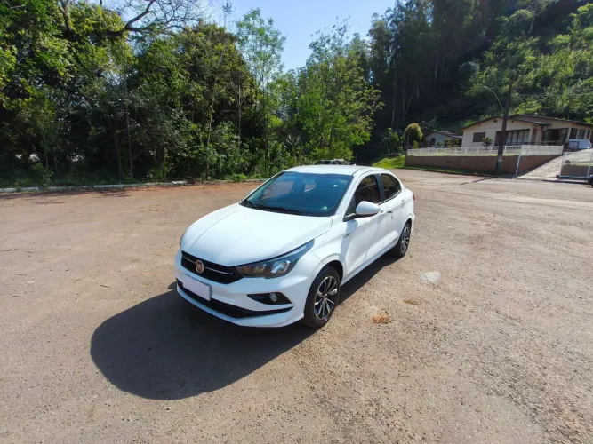 Fiat Cronos Drive 1.3 8V Flex 2020