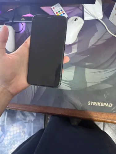 iPhone 11 64GB Preto Conservado Face ID OK Caixa Original
