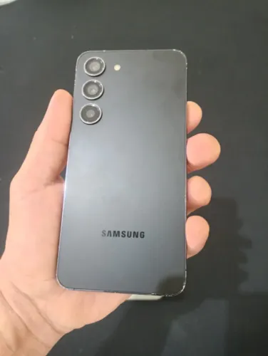 Samsung S23