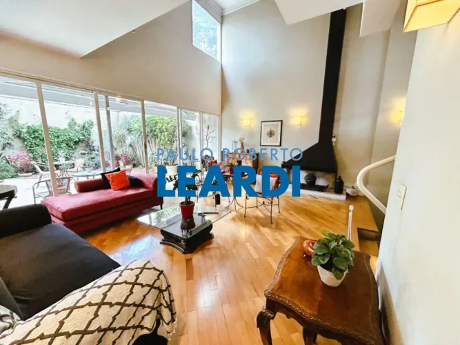 CASA EM CONDOMÍNIO - CAMPO BELO - SP