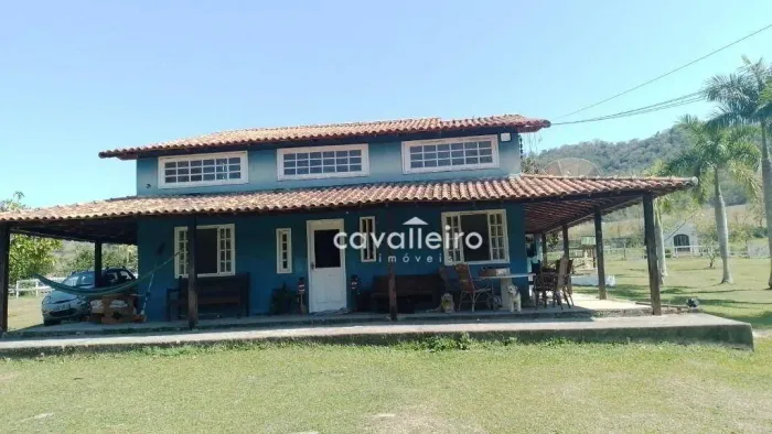 Chácara com 3 dormitórios à venda, 14536 m² por R$ 1.100.000,00 - Ubatiba - Maricá/RJ