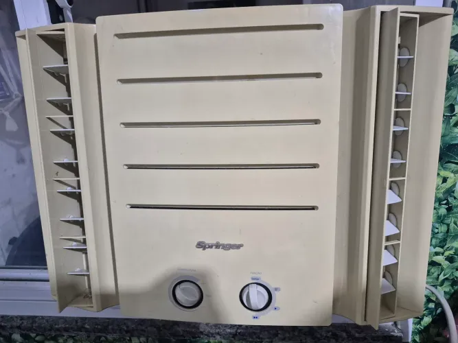Troco 2 ar condicionados de 7.500btus por split