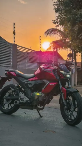MOTO FAZER SEMI NOVA