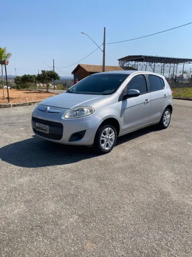 Fiat Palio Attractive 1.0 EVO Fire Flex 8V 5P 2012