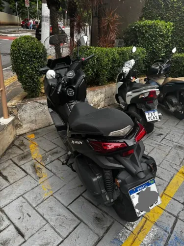 YAMAHA XMAX 250 CONNECTED - Preto - 2025 