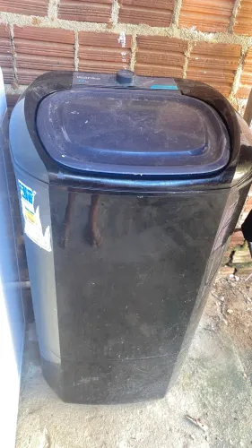 Tanquinho de lavar roupa