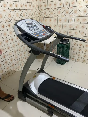 Esteira Ergométrica Athletic Advanced 990T