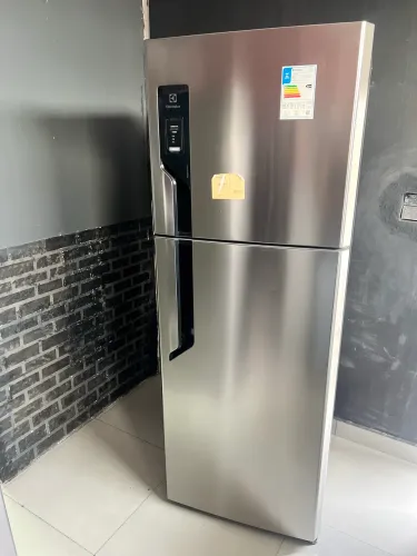 Geladeira Eletrolux 480 litros 