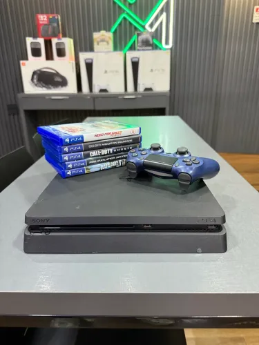 PlayStation 4 slim com garantia e jogo brinde - entrego na sua casa
