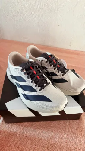 Adidas evo sl audi versão exclusiva número 42