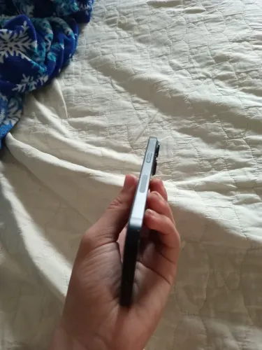 Vendo iPhone 14 sem peças trocadas