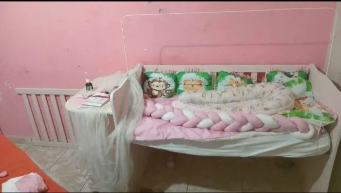Berço cômoda incluso colchão é kit berço do Safari rosa é mosquiteiro