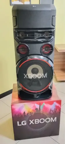 Caixa XBOOM Muito potente!