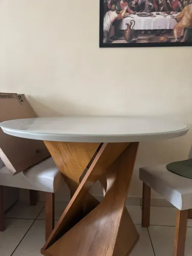 Mesa de Jantar Redonda