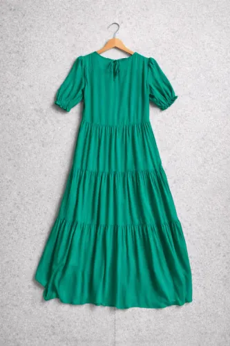 Vestido ZARA tamanho XS, usado pouquíssimas vezes, em excelente estado.