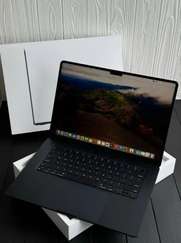 MacBook Air M4 16Gb/256GB 15.3? - Lacrado/Novo