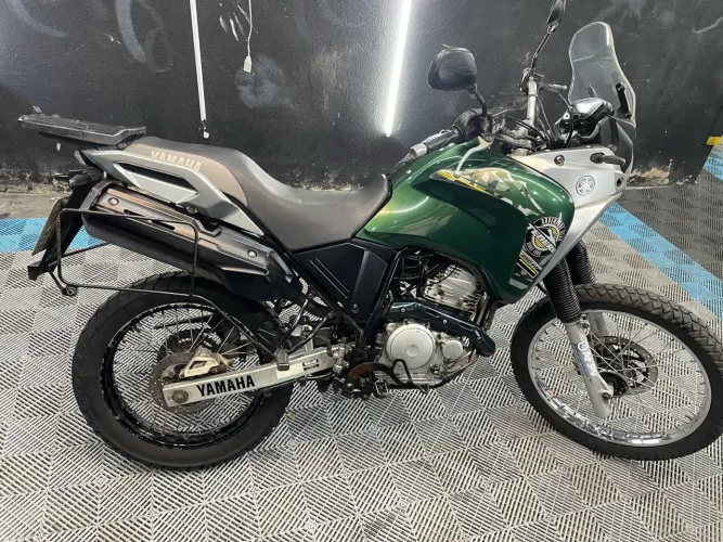 Tenere 250