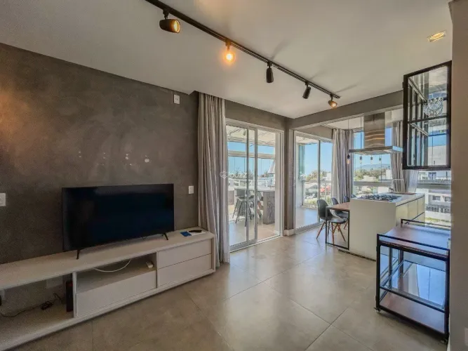 Cobertura 2 quartos (2 suítes) 119m² em Campeche, Florianópolis