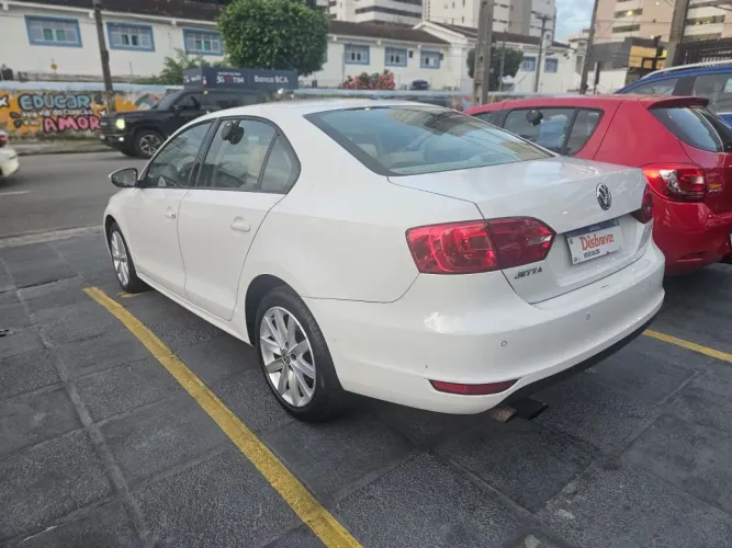 Volkswagen Jetta Comfortline 2.0 T.flex 8V 4P Mec. 2014