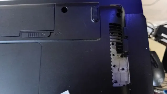 Base Inferior Notebook Samsung RV411 