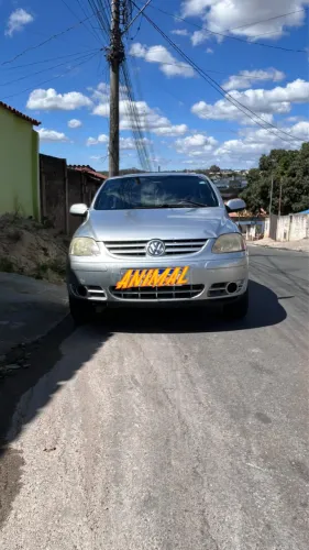 Volkswagen Fox Plus 1.0mi/ 1.0mi Total Flex 8V 3P 2004