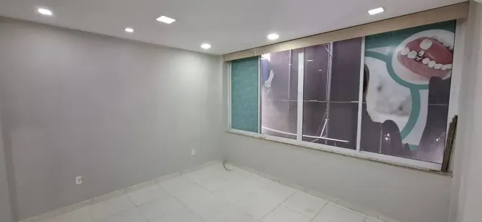 Alugo Sala comercial na Praça de Bacaxá Última sala disponível