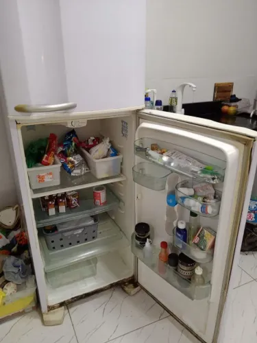Geladeira Electrolux Frost Free DF34 - PARA RETIRADA DE PEÇAS