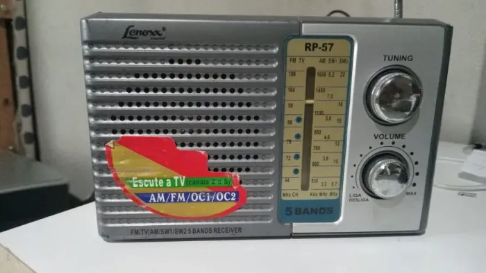 radio portatil lenoxx RP-57