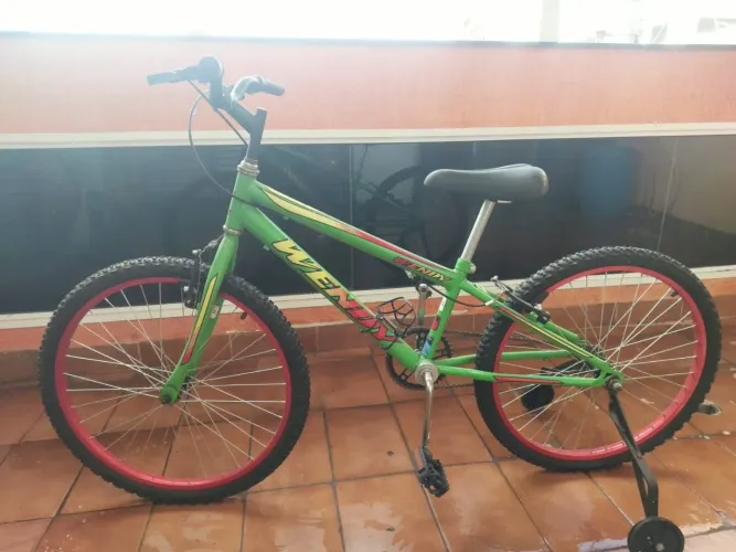 Bicicleta semi nova