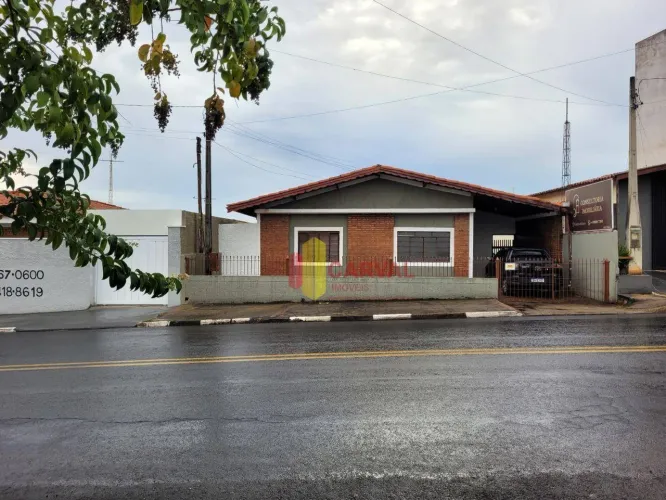 Casa com 3 dormitórios para alugar, 100 m² por R$ 2.678,00/mês - Jardim Bela Vista - Jagua