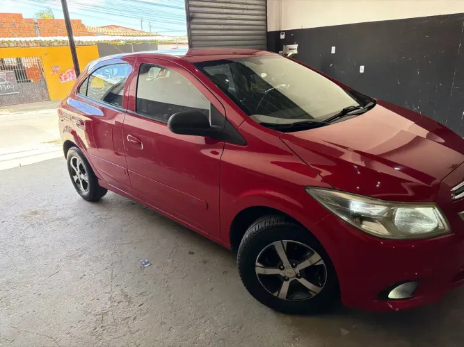 Chevrolet Onix Hatch LT 1.0 8V Flex Power Mec. 4P 2015