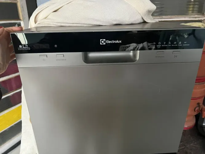 Máquina de lavar louça novinha, nunca usada