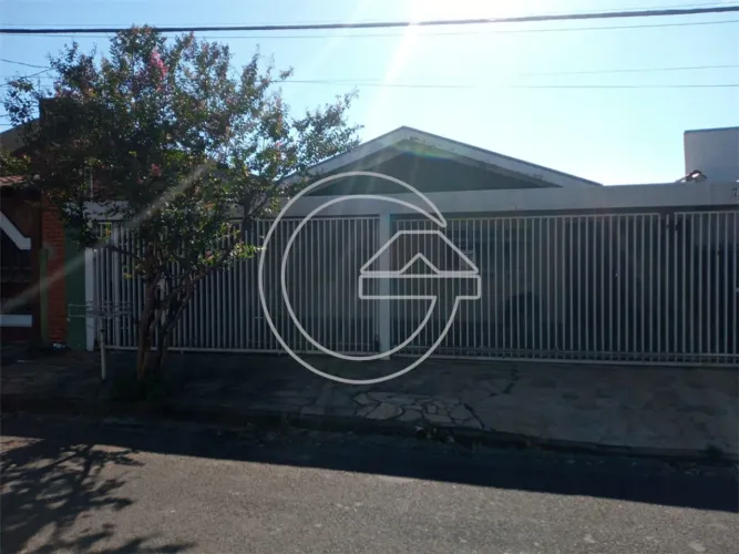 VENDE-SE Residência NO VISTA ALEGRE - MARÍLIA/SP